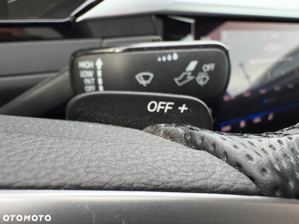 Volkswagen Arteon 2.0 TSI R-Line DSG - 26