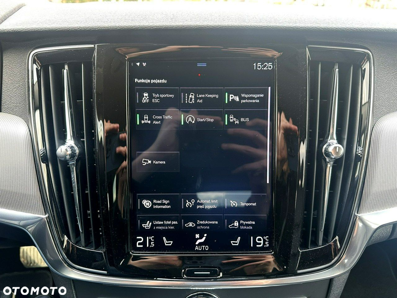 Volvo V90 Cross Country D5 SCR AWD Pro - 32
