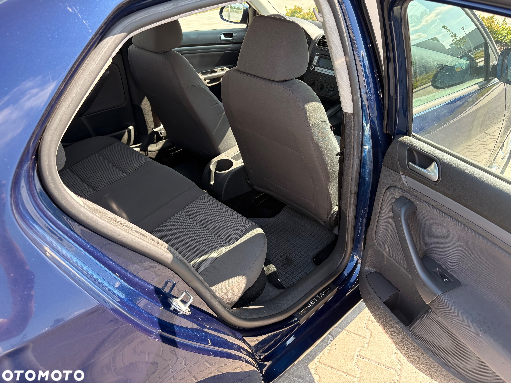 Volkswagen Jetta 1.6 FSI Comfortline - 8