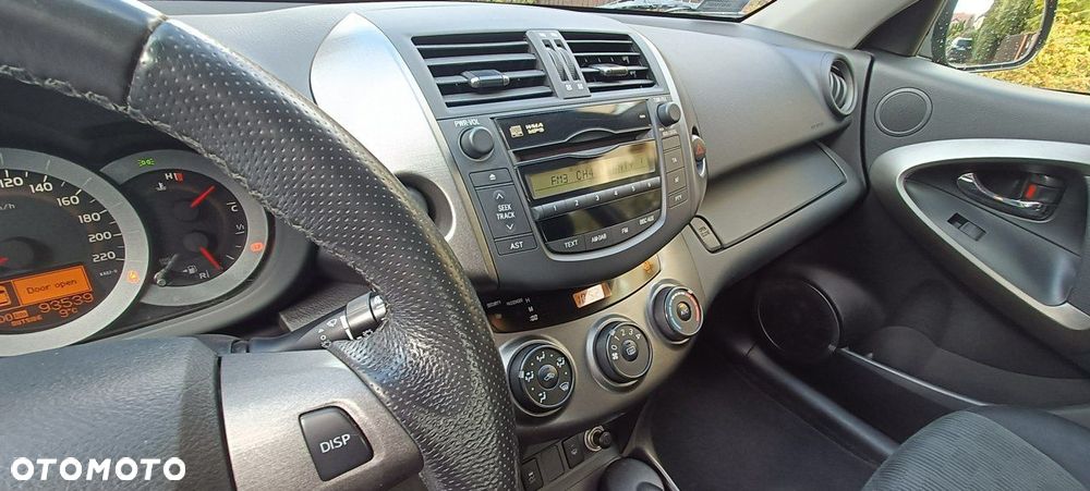Toyota RAV4 - 15