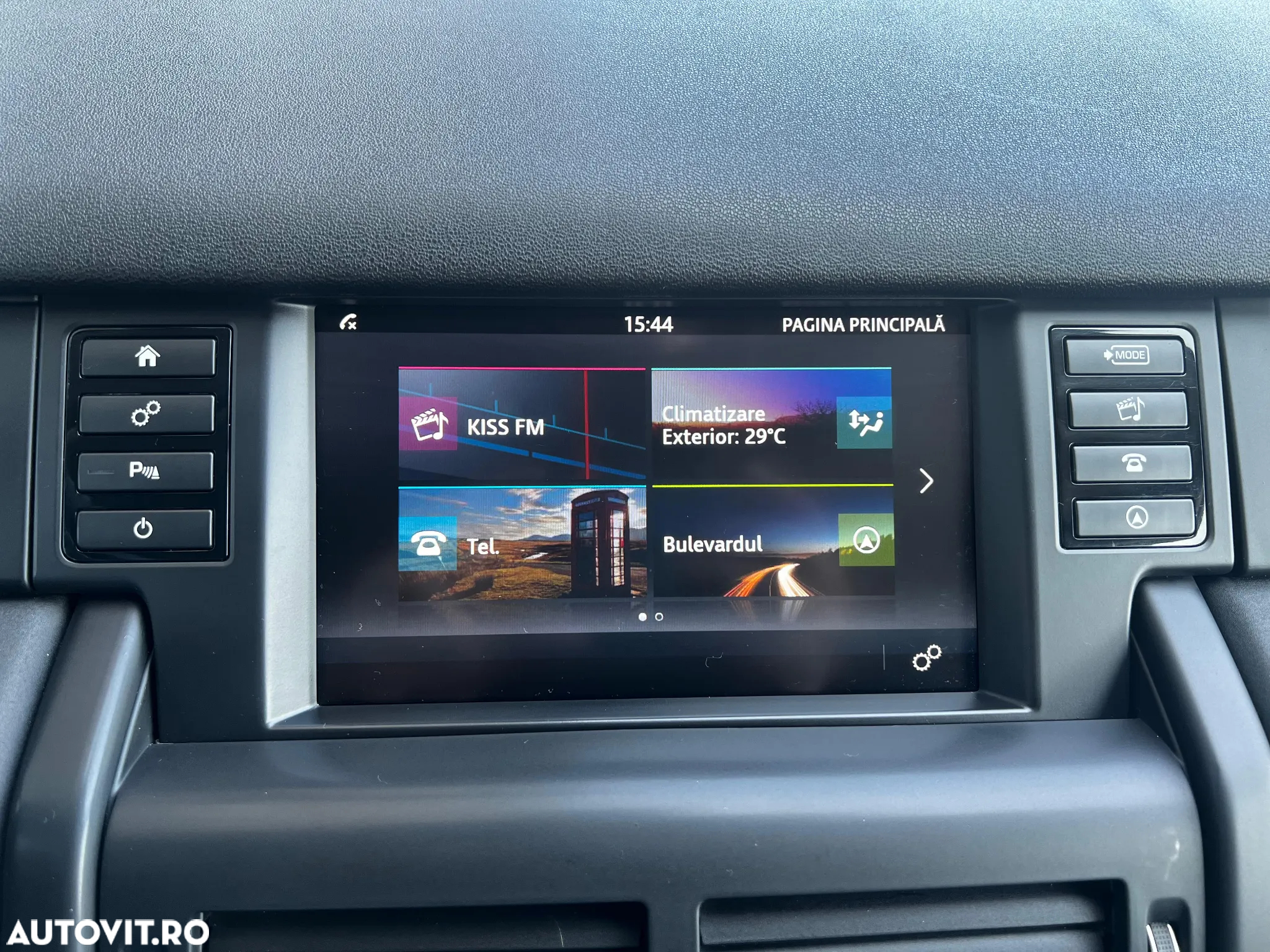 Land Rover Discovery Sport - 17