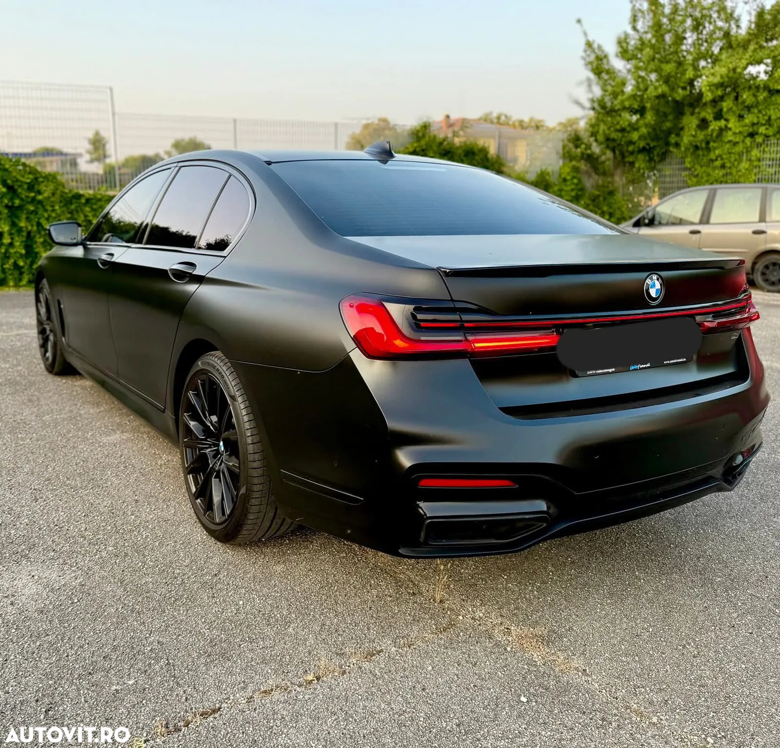 BMW Seria 7 750Li xDrive - 5