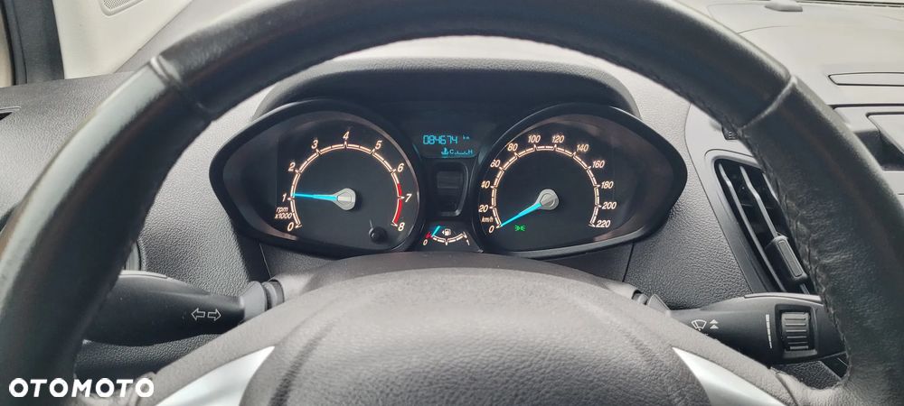 Ford Transit courier - 12