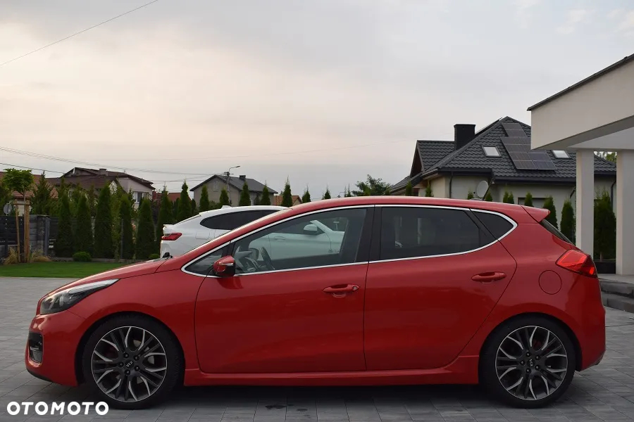 Kia Ceed Cee'd 1.6 T-GDI GT - 3