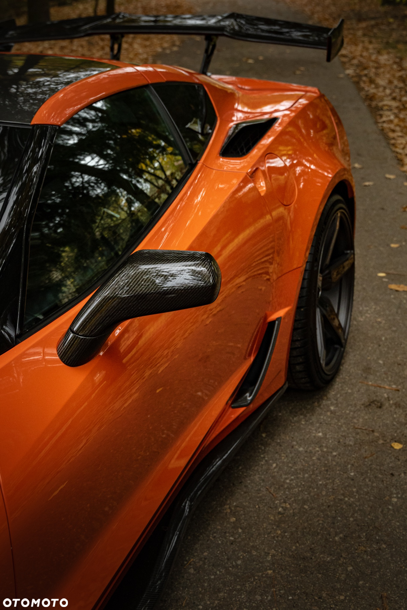 Chevrolet Corvette - 10