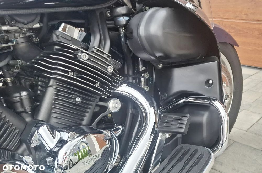 Yamaha XVZ - 11