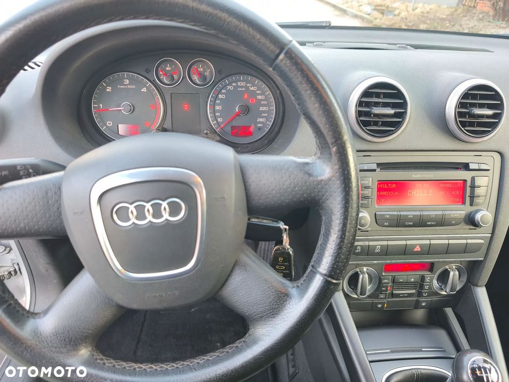 Audi A3 Sportback 1.6 TDI DPF Ambition - 10