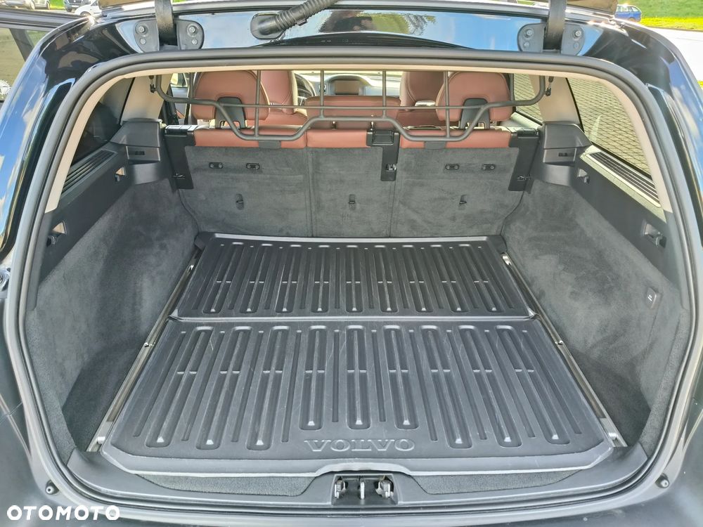 Volvo XC 70 D5 AWD Summum - 19