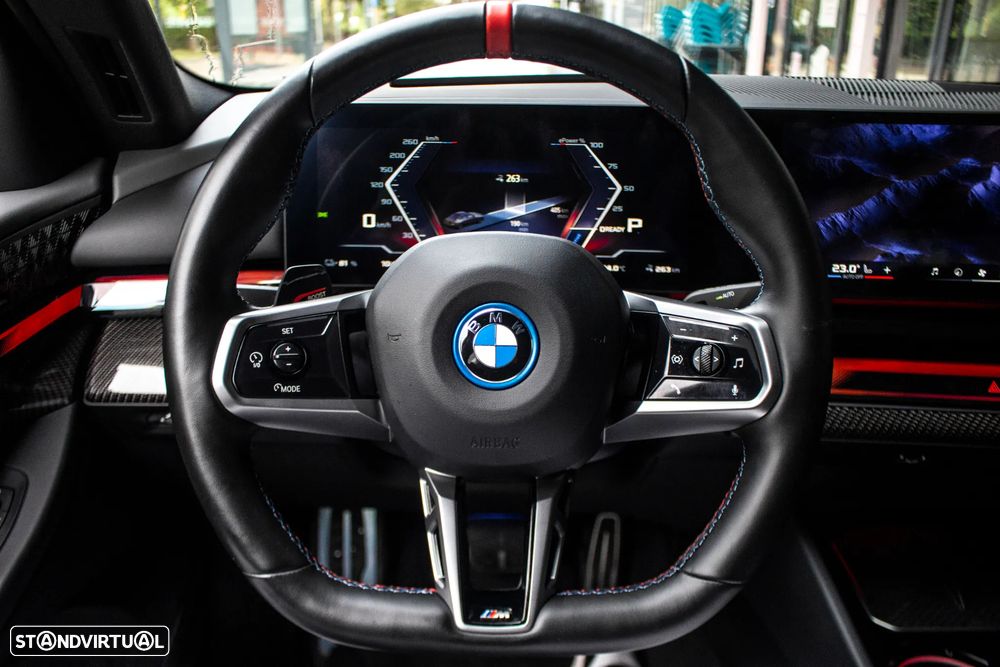 BMW i5 M60 xDrive Pack Desportivo M Pro - 18