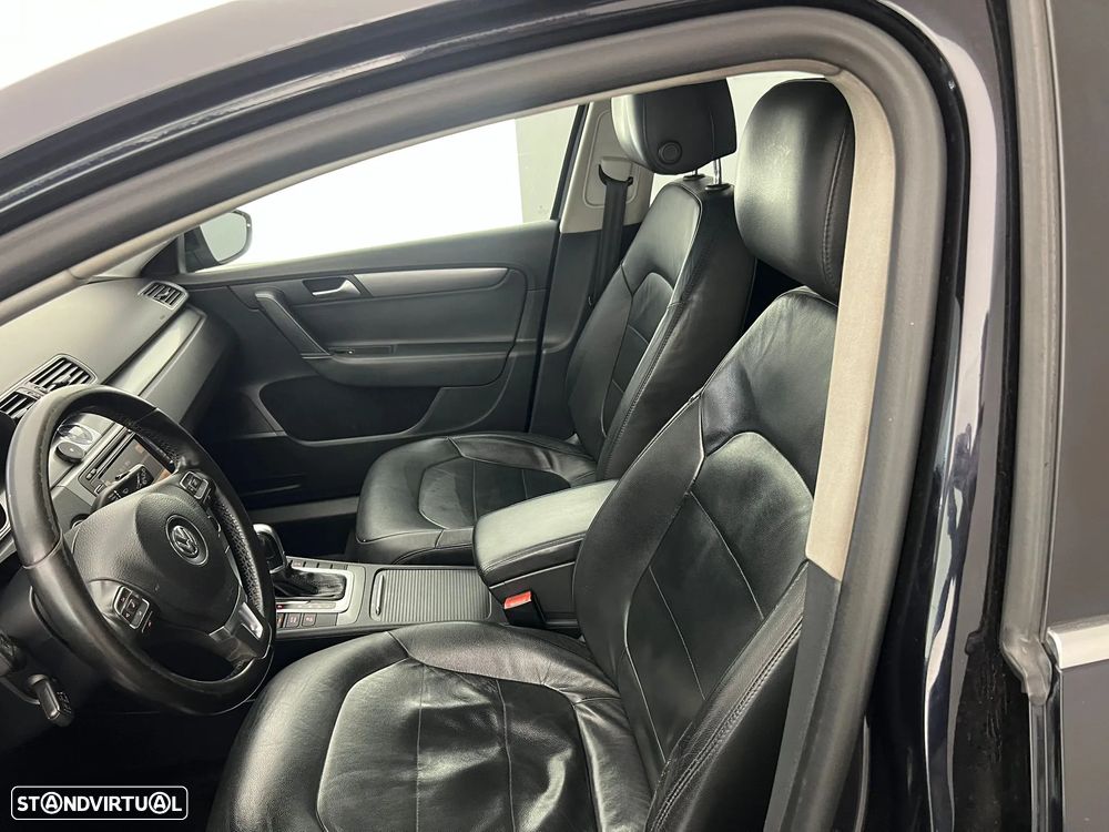 VW Passat Variant 2.0 TDI DSG Highline - 8