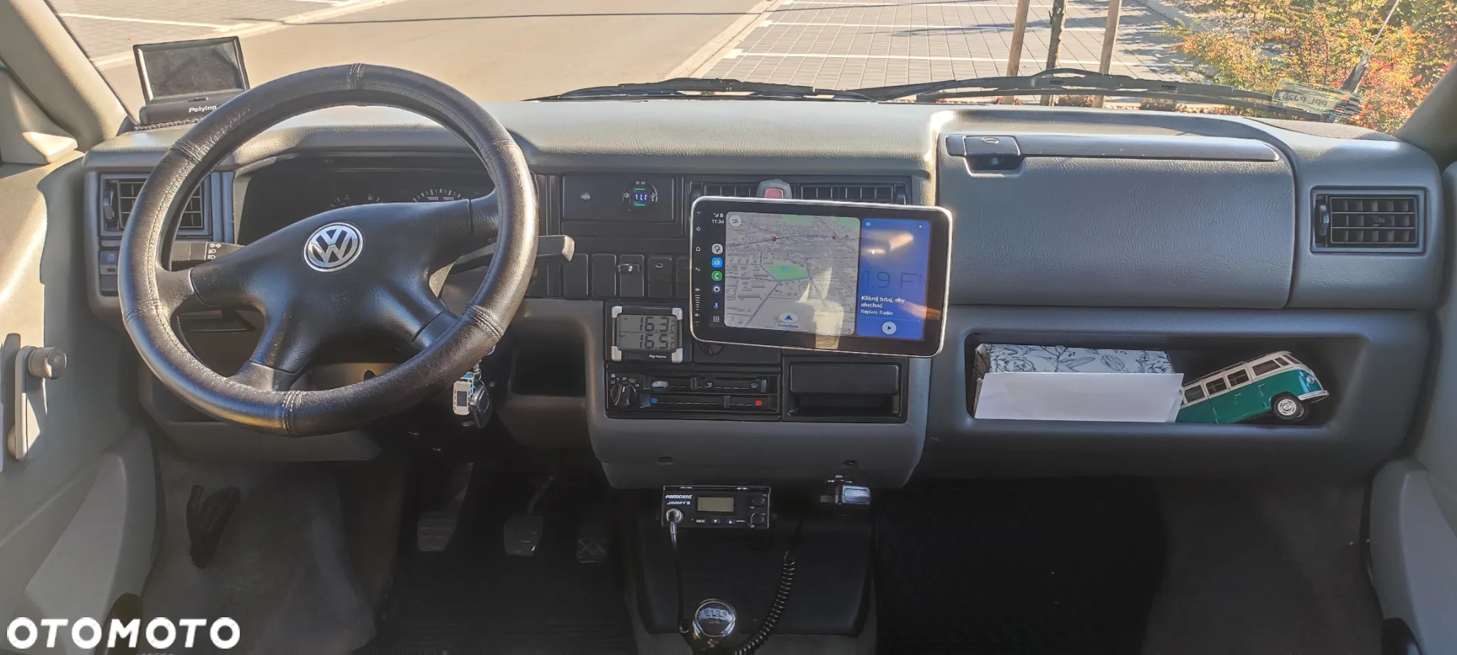 Volkswagen Multivan - 9