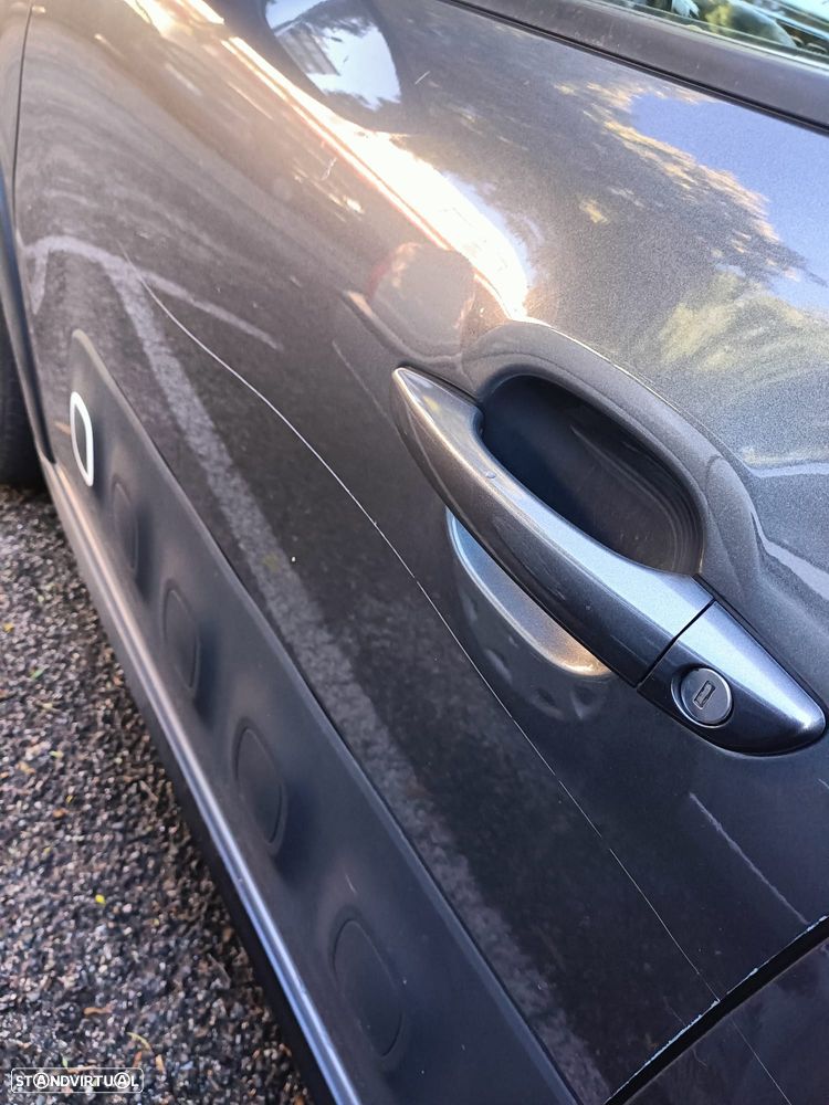 Citroën C3 1.2 PureTech Shine EAT6 - 25