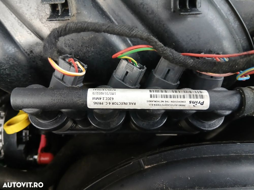 Dacia Duster 1.6 SCe 4WD Prestige jante 16" - 10