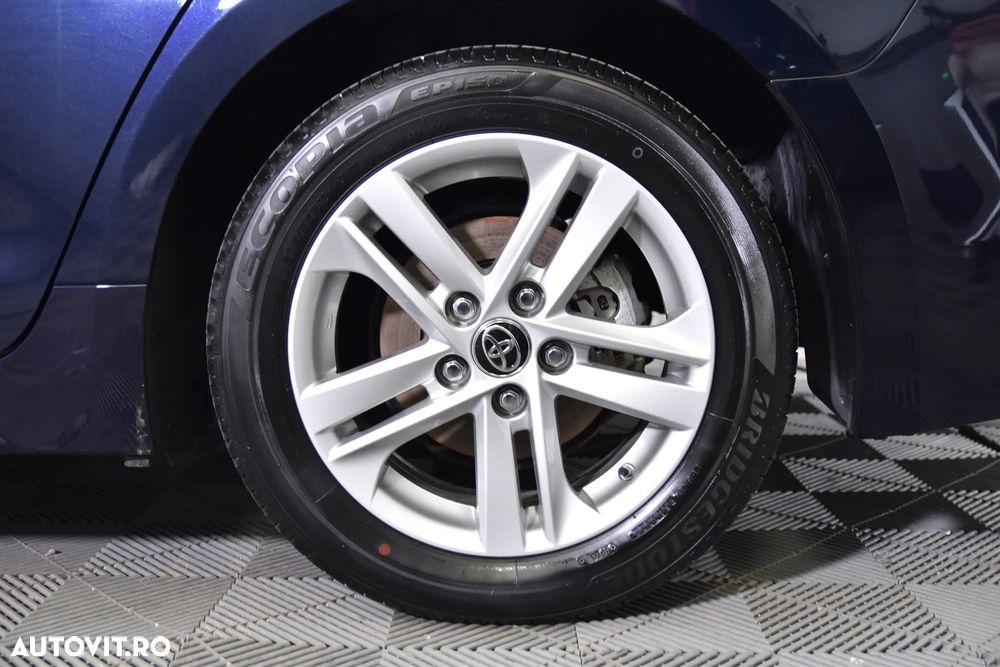 Toyota Corolla 1.8 HSD Business - 14