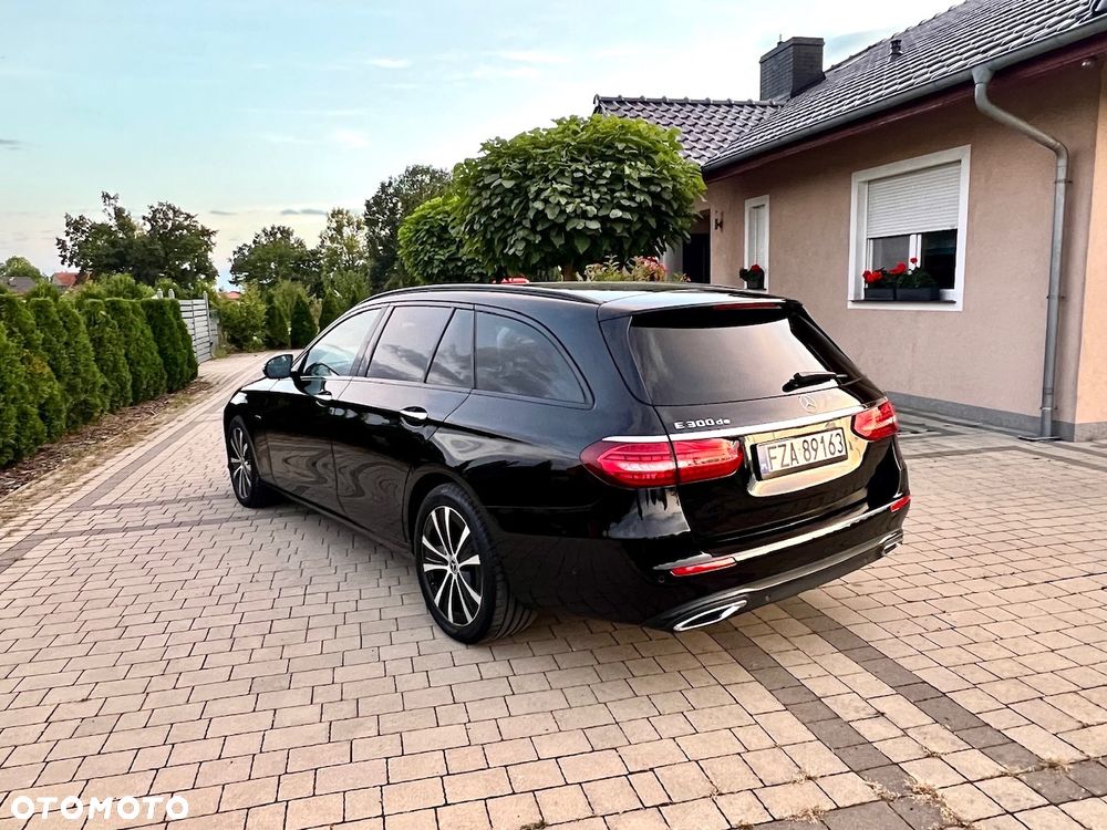 Mercedes-Benz Klasa E 220 d 4Matic 9G-TRONIC Avantgarde - 14