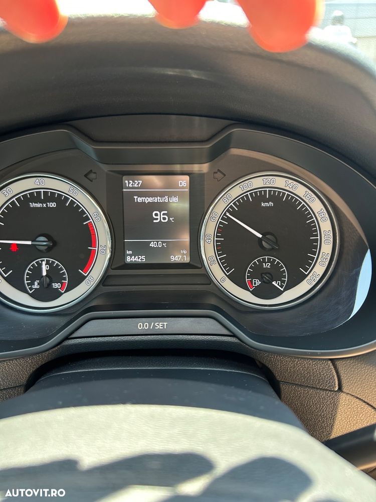 Skoda Octavia 2.0 TSI DSG Style - 1