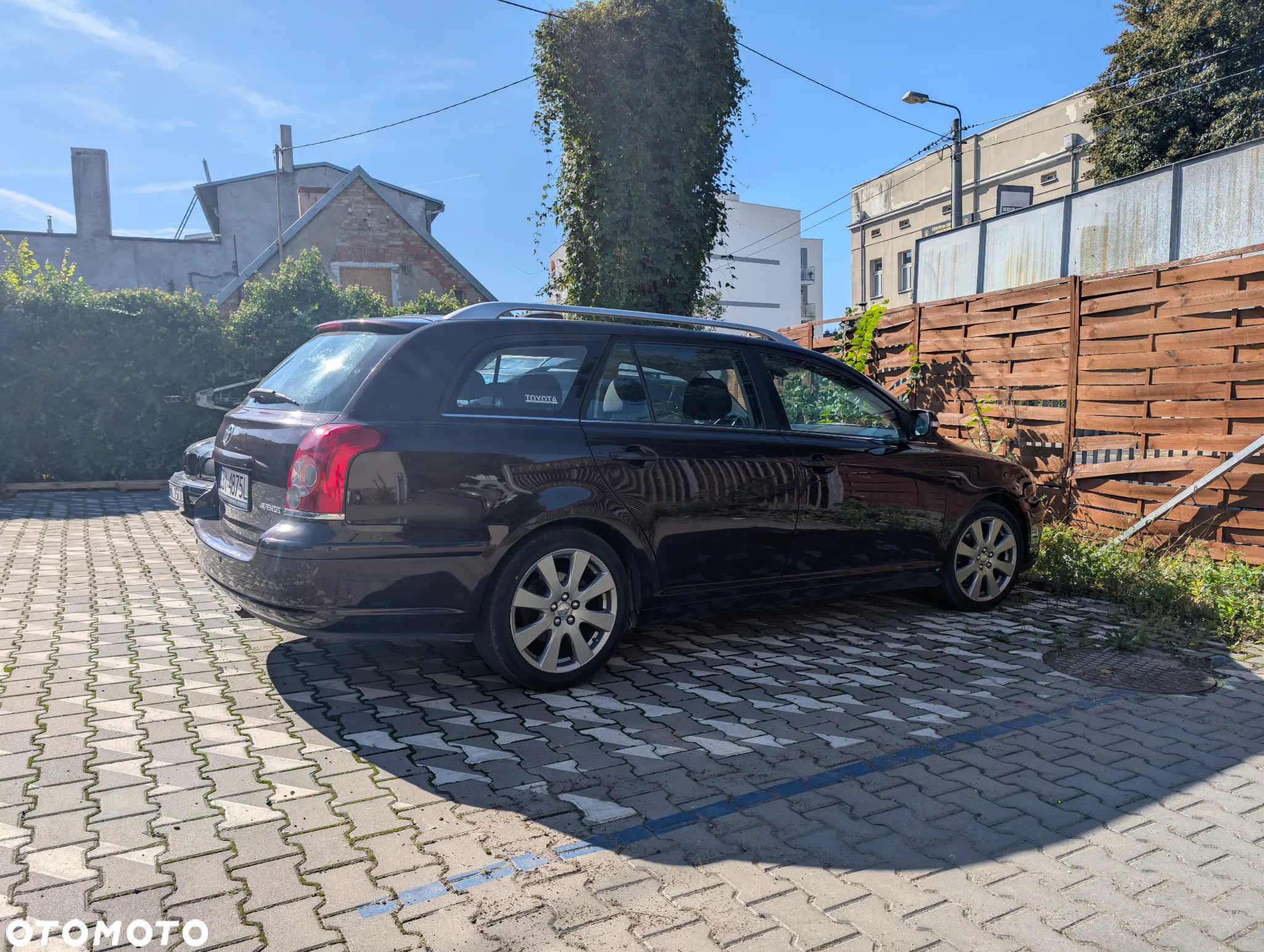 Toyota Avensis 2.0 VVT-i Combi Edition - 4