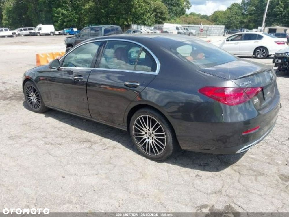 Mercedes-Benz C-Class 2023 photo 3