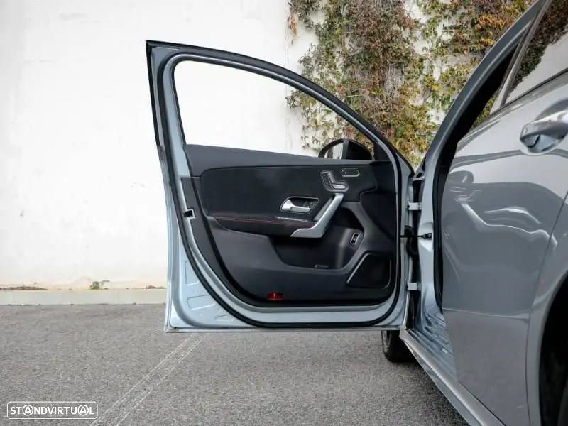 Mercedes-Benz A 250 e Progressive - 3