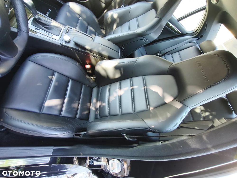 Mercedes-Benz Klasa C 63 AMG - 34