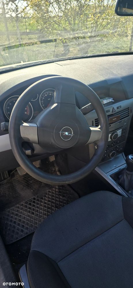 Opel Astra 1.6 - 10