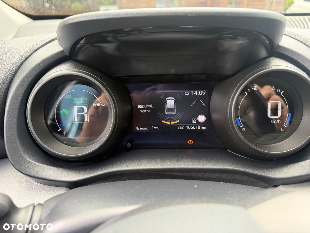 Toyota Yaris Cross - 25