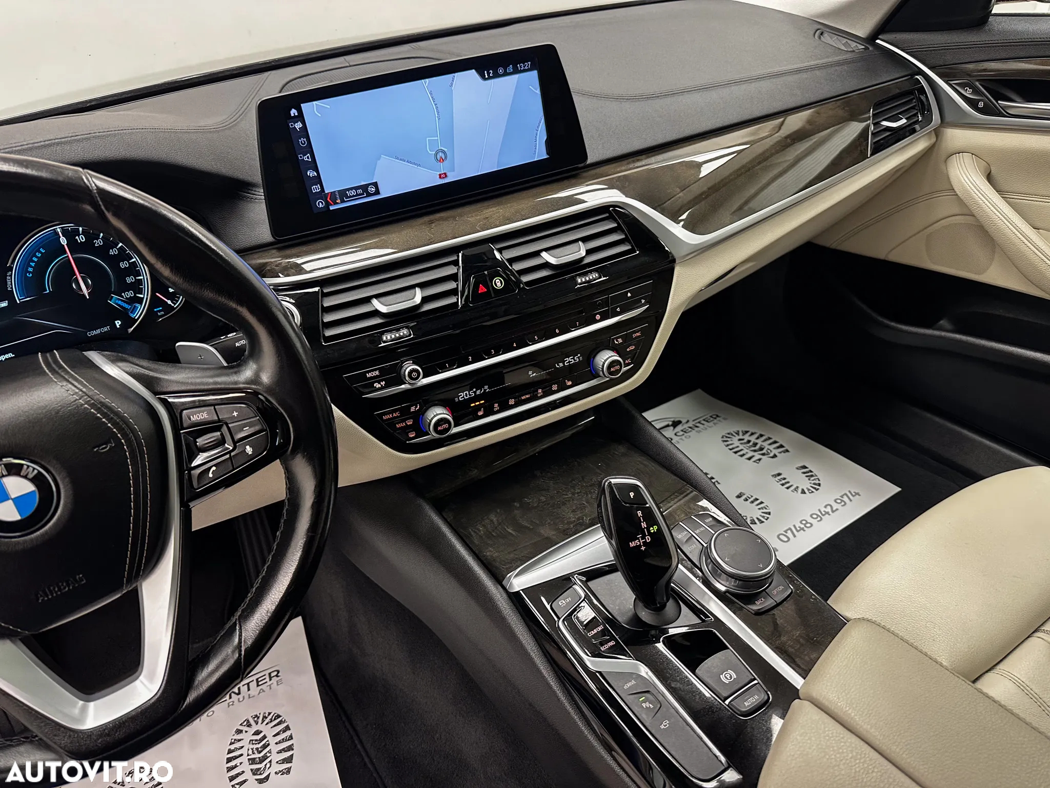 BMW Seria 5 530e Aut. Sport Line - 30