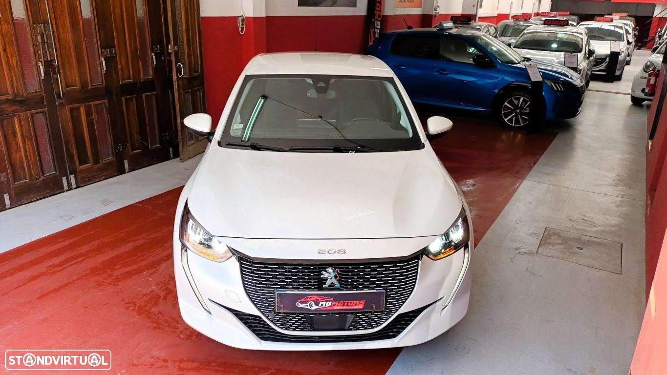 Peugeot e-208 Allure Pack - 21
