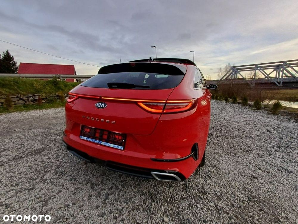 Kia ProCeed 1.4 T-GDI GT Line - 15