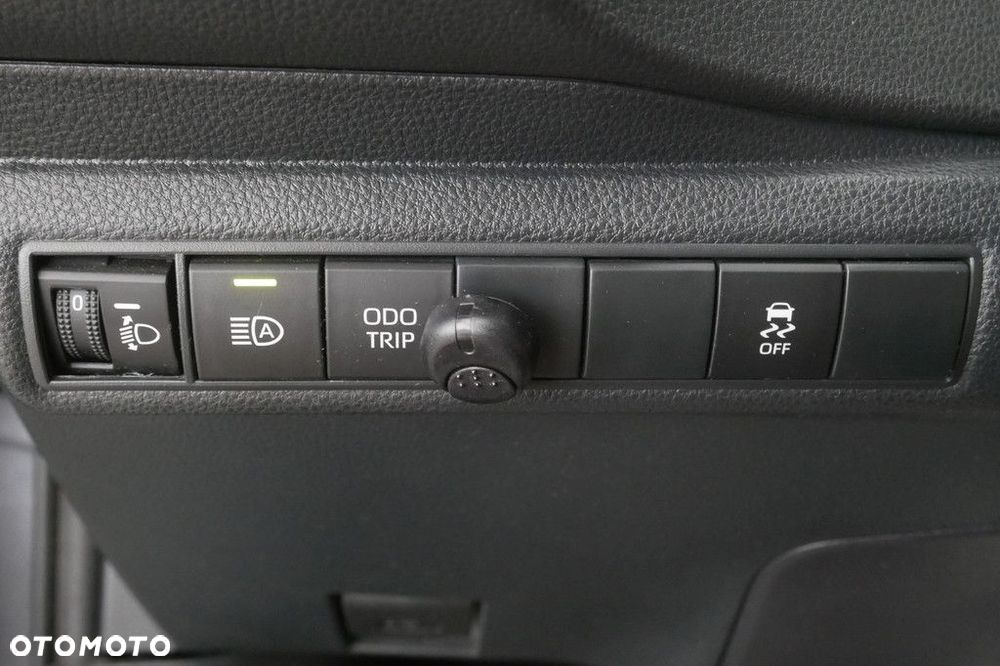 Toyota Corolla 1.8 Hybrid Comfort - 27