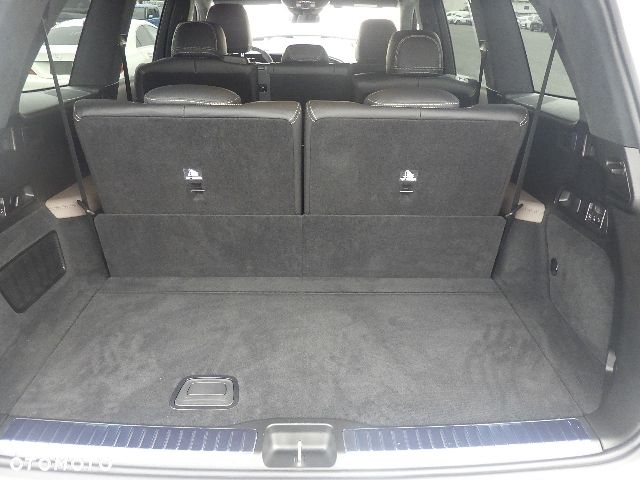 Mercedes-Benz GLS - 21