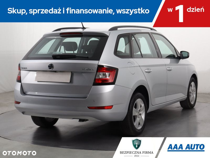 Skoda Fabia - 6