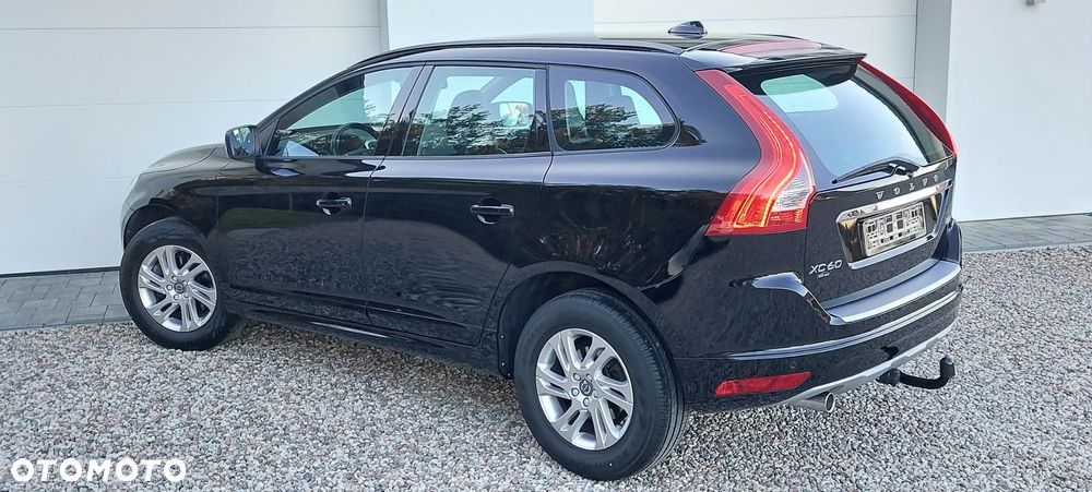 Volvo XC 60 D3 Drive-E Momentum - 11