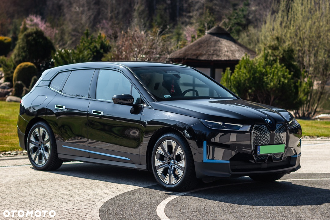 BMW iX xDrive40 76.6kWh - 3