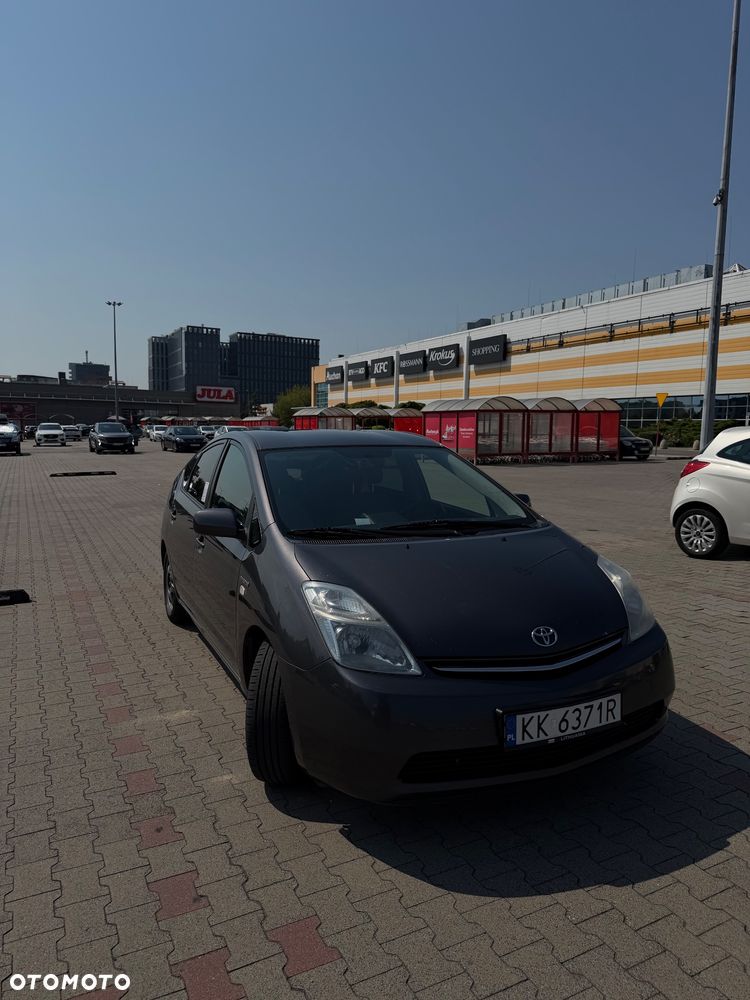 Toyota Prius 1.5 VVT-i Sol (nav) - 1