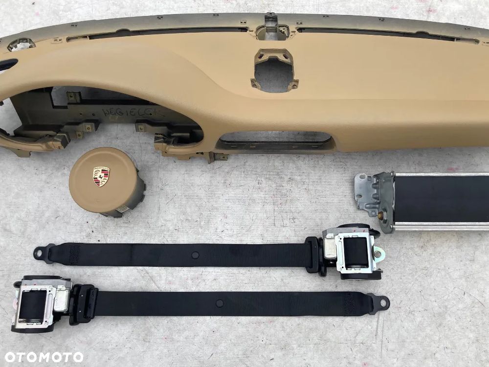 PORSCHE CARRERA 911 991 997 DESKA KONSOLA KOKPIT PULPIT PÓŁKA PARAPET PODUSZKI POWIETRZNE KIEROWCY PASAŻERA AIRBAG PASY PAS AIR BAG SRS KURTYNA KURTYNY FOTELA W FOTEL KREMOWA KREM  naprawa regeneracja Raz2 !!! - 5
