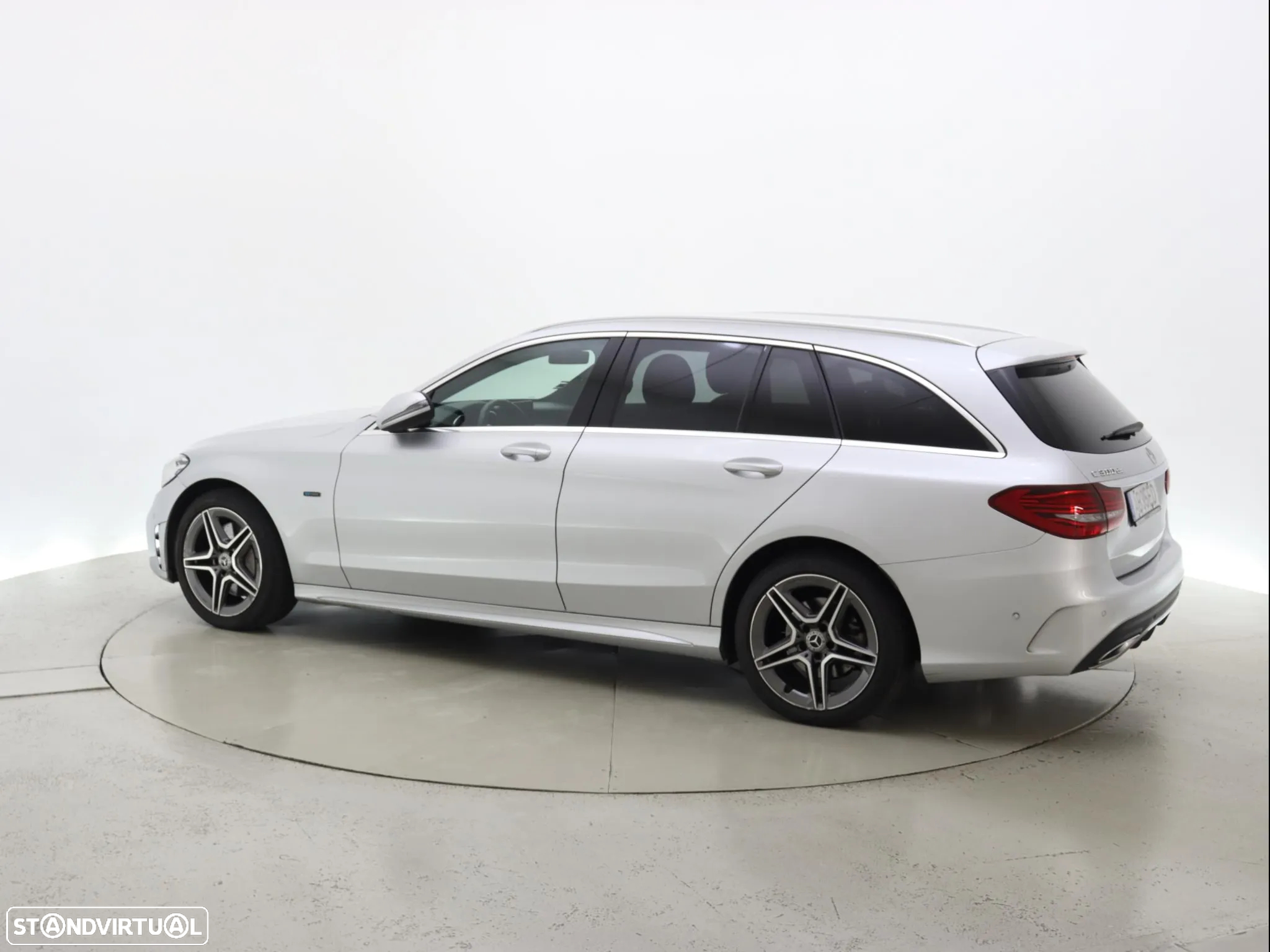 Mercedes-Benz C 300 de AMG Line - 2