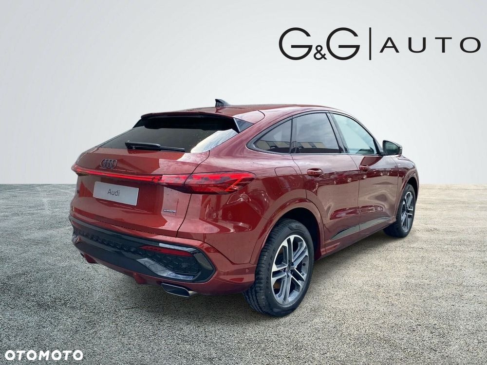 Audi Q5 Sportback - 5