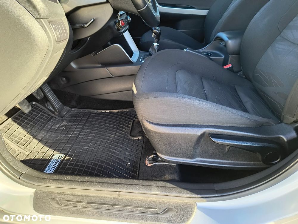 Kia Ceed 1.6 CRDi M - 9