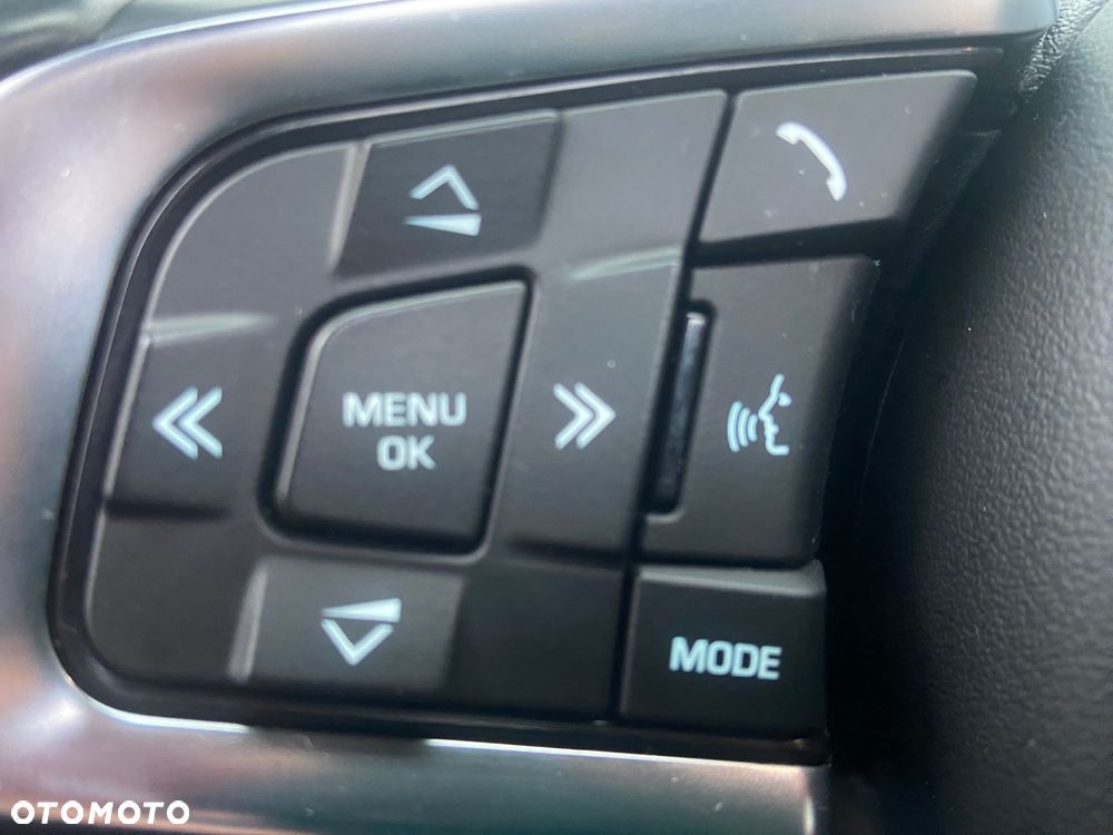 Jaguar F-Pace 2.0 i4P AWD R-Sport - 27