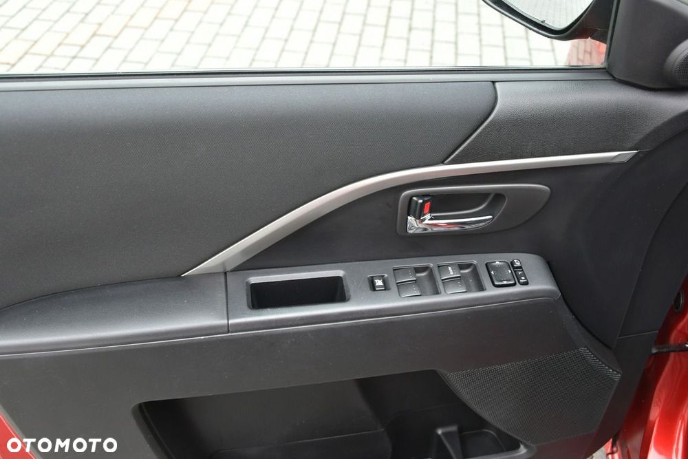 Mazda 5 - 24