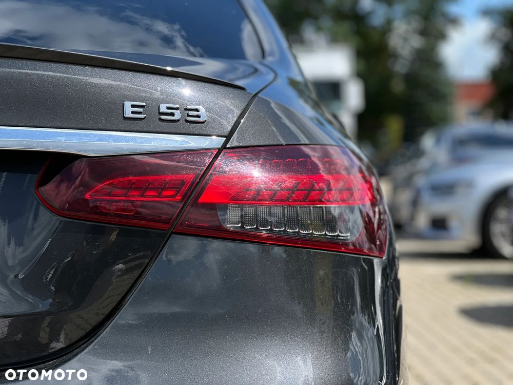 Mercedes-Benz Klasa E - 15