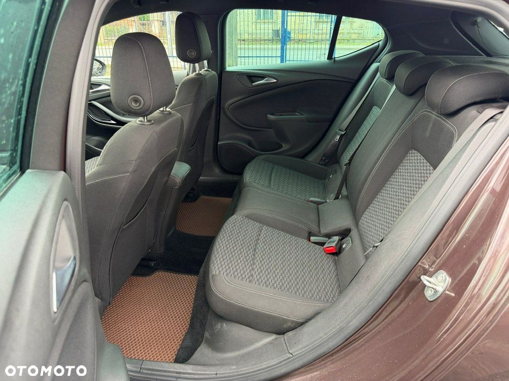 Opel Astra 1.4 T GPF Enjoy S&S - 18