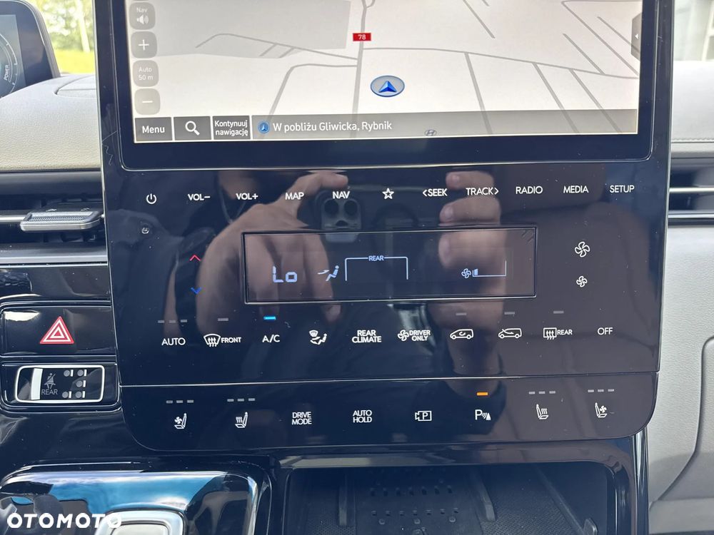 Hyundai Staria 1.6 T-GDI HEV Luxury - 26