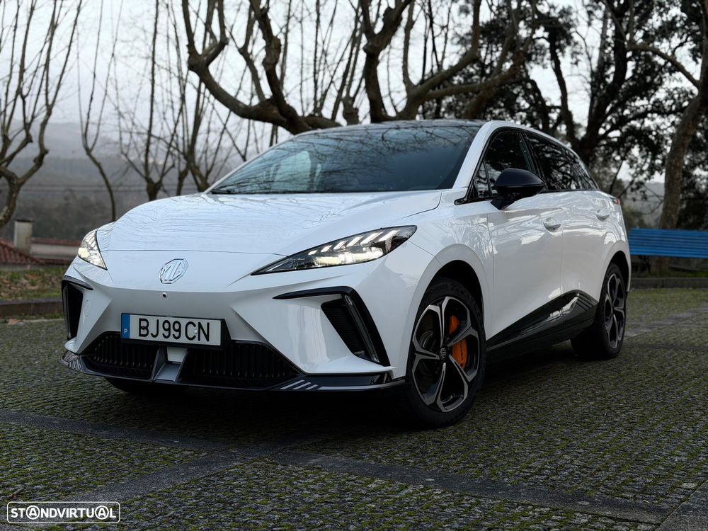 MG MG4 64 kWh XPower Luxury - 1