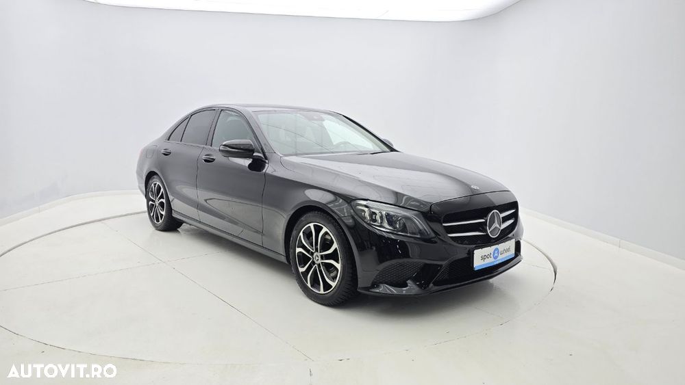 Mercedes-Benz C - 4