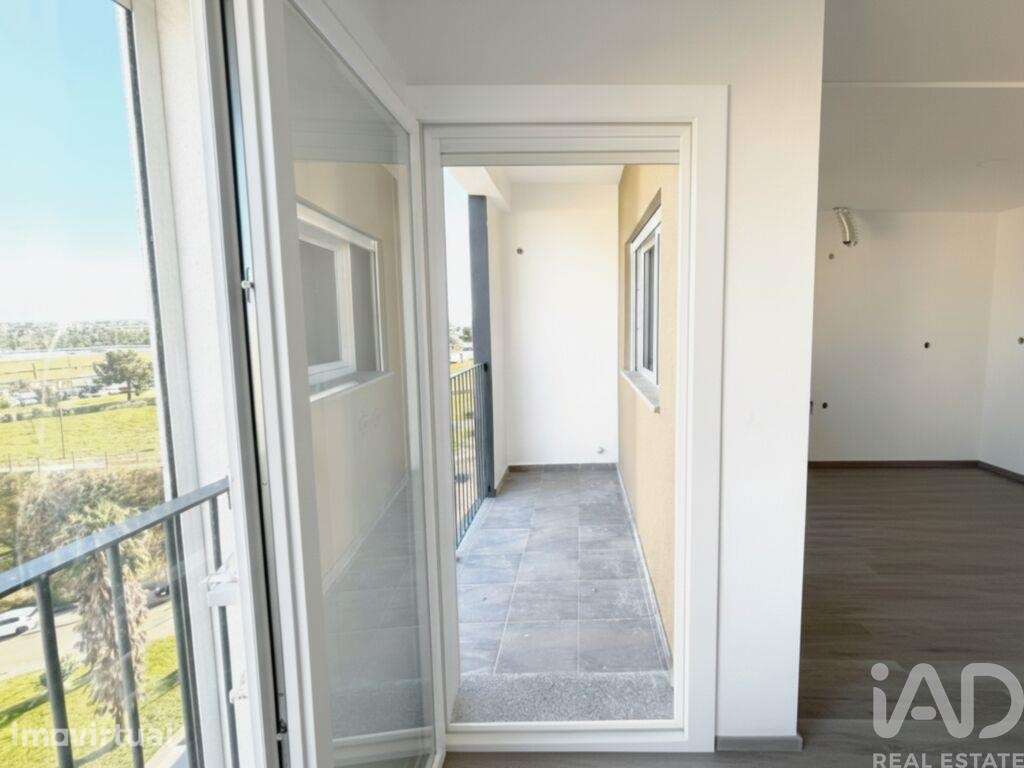 Apartamento T3 em Corroios de 91,00 m2 - Grande imagem: 3/21