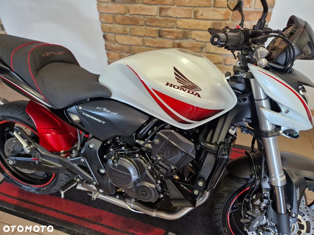 Honda Hornet - 25