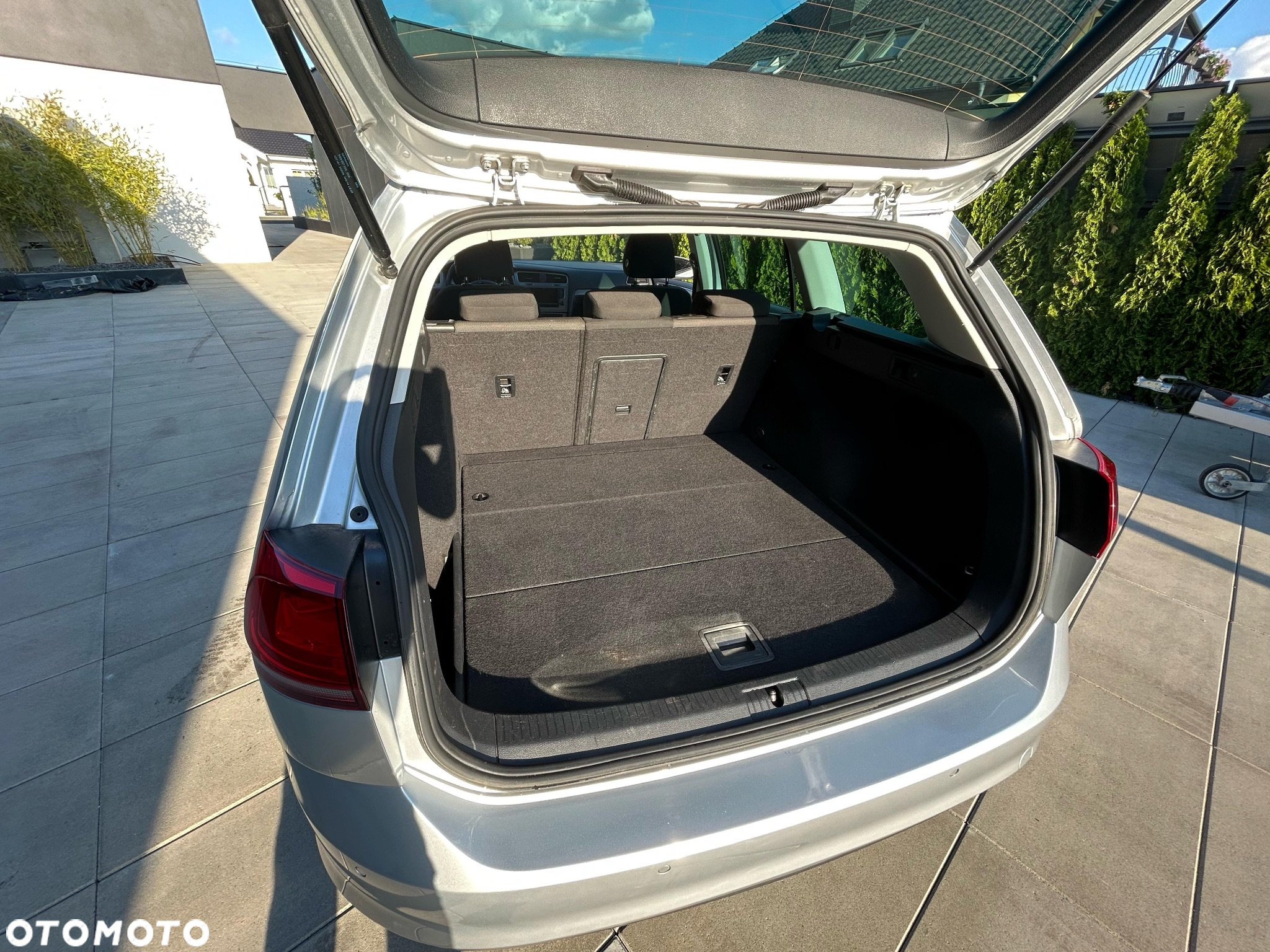 Volkswagen Golf - 18