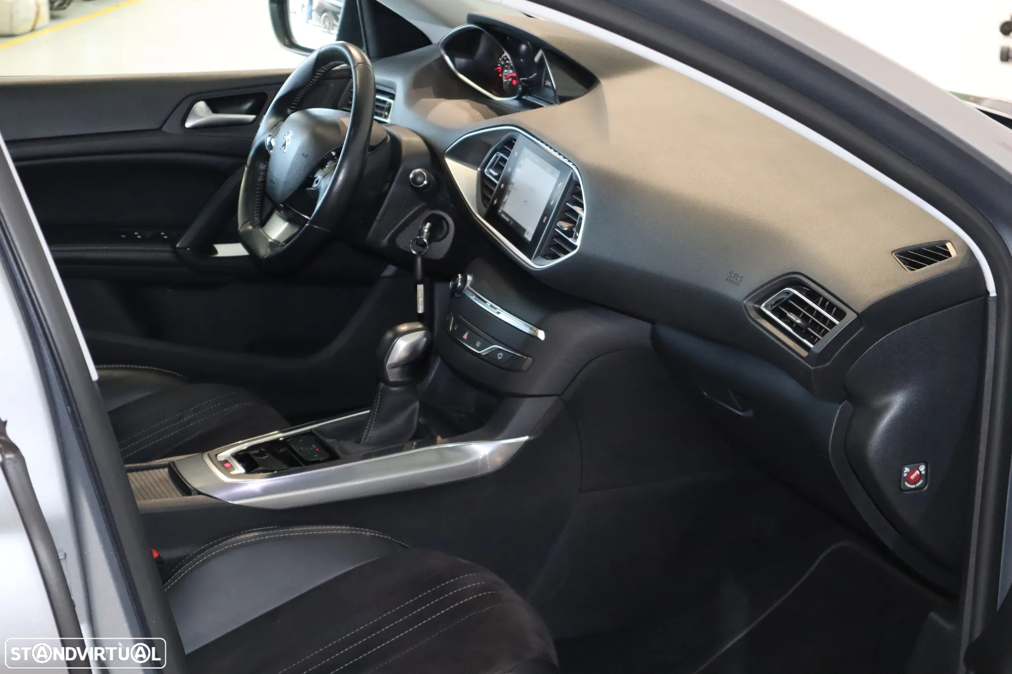 Peugeot 308 SW 2.0 BlueHDi Allure J17 EAT6 - 13